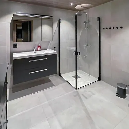 Lovely In With Kitchen Loten