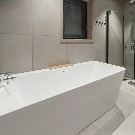 Superbe Maison De 5 à * Loten